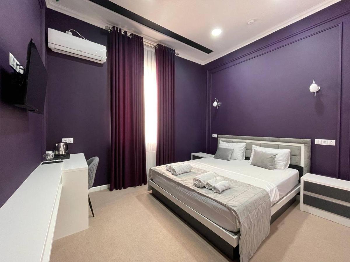 Emin Hotel Fergana Exterior photo