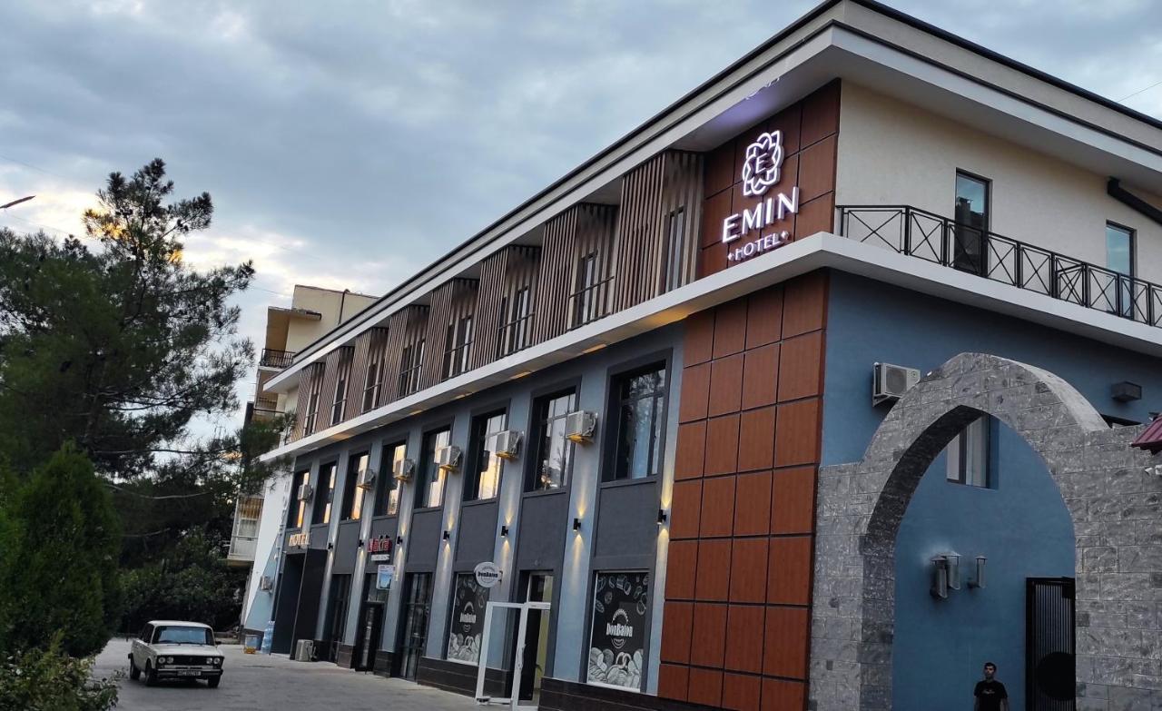 Emin Hotel Fergana Exterior photo